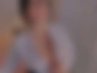 Live cam show with Evaa - Brown Hair on anonymated.com