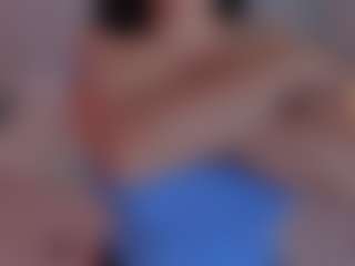 Live cam show with Evaa - Brown Hair on Camsoda.co