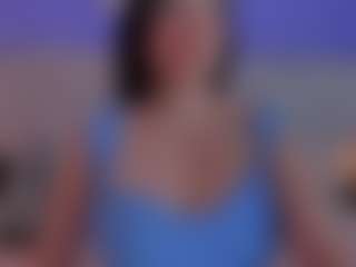 Evaa's Live Sex Cam Show