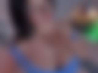 Evaa's Live Sex Cam Show