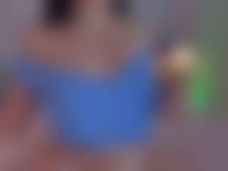 Live cam show with Evaa - Butt Plug on googirlz