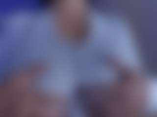 Evaa's Live Sex Cam Show