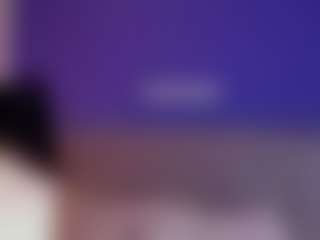 Evaa's Live Sex Cam Show