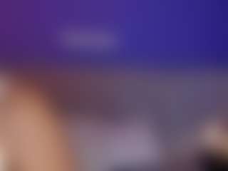 Evaa's Live Sex Cam Show