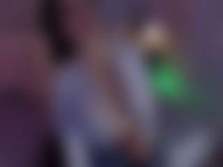 Evaa's Live Sex Cam Show