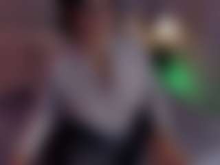 Evaa's Live Sex Cam Show