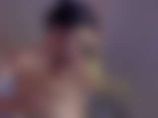 Evaa's Live Sex Cam Show