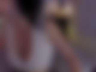 Evaa's Live Sex Cam Show