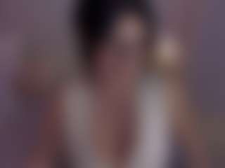 Evaa's Live Sex Cam Show