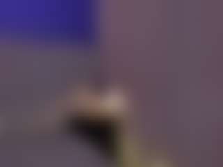 Evaa's Live Sex Cam Show