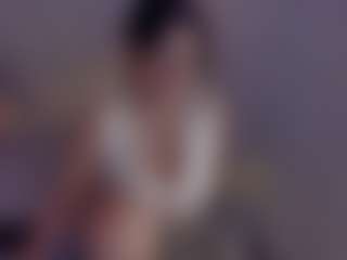 Evaa's Live Sex Cam Show