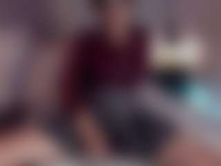 Evaa's Live Sex Cam Show
