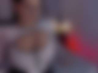 Evaa's Live Sex Cam Show