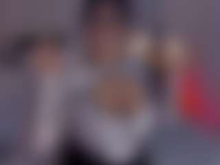Evaa's Live Sex Cam Show