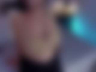 Evaa's Live Sex Cam Show