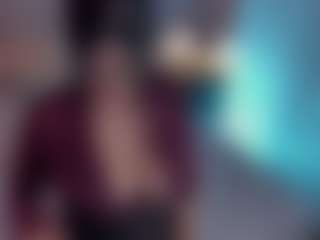 Evaa's Live Sex Cam Show