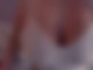 Evaa's Live Sex Cam Show