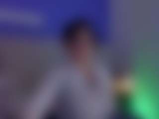 Evaa's Live Sex Cam Show