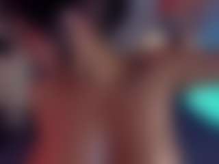 Evaa's Live Sex Cam Show