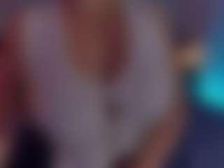 Evaa's Live Sex Cam Show