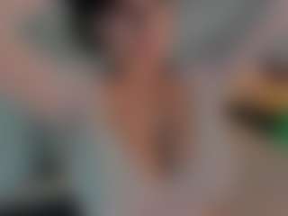 Evaa's Live Sex Cam Show