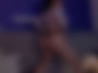 Evaa's Live Sex Cam Show