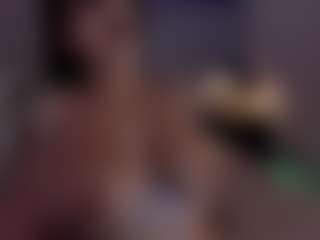 Evaa's Live Sex Cam Show