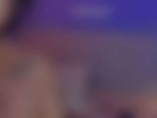 Evaa's Live Sex Cam Show