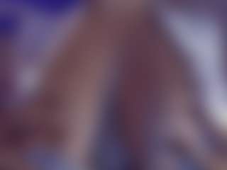 Evaa's Live Sex Cam Show