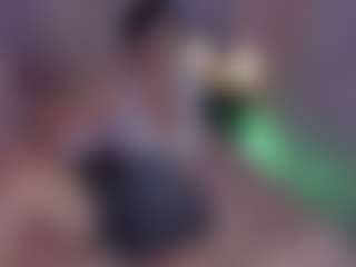 Evaa's Live Sex Cam Show