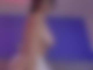 Live cam show with Evaa - Latina on Camsoda Late Night | colombia
