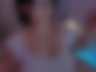 Evaa's Live Sex Cam Show