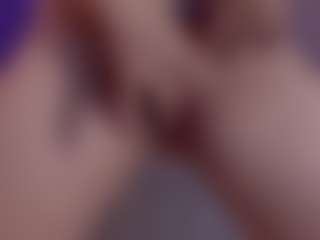 Live cam show with Evaa - Public Brown Hair on SxyPornLive