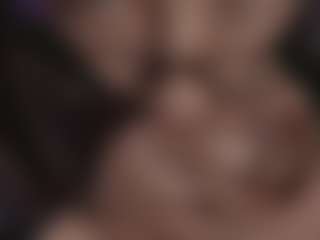 Evaa's Live Sex Cam Show