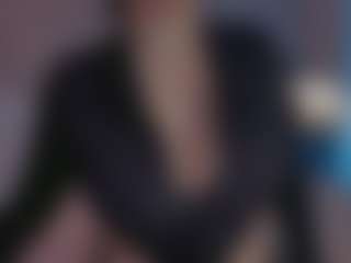 Evaa's Live Sex Cam Show
