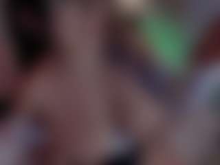Live cam show with Evaa - Dirty on Camming Site