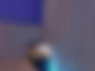 Evaa's Live Sex Cam Show