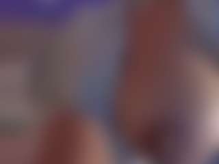 Evaa's Live Sex Cam Show