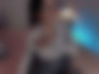 Evaa's Live Sex Cam Show