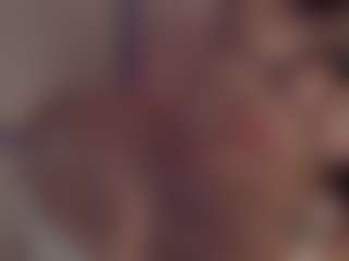 Evaa's Live Sex Cam Show
