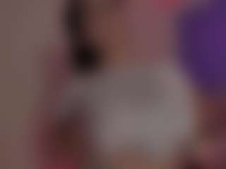 Evaa's Live Sex Cam Show