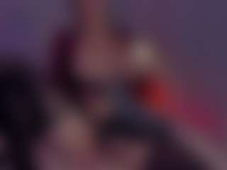 Live cam show with Evaa - Underwear on Camming Site