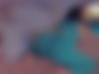 Evaa's Live Sex Cam Show