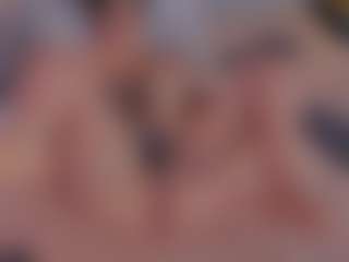 Evaa's Live Sex Cam Show