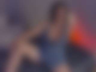 Evaa's Live Sex Cam Show