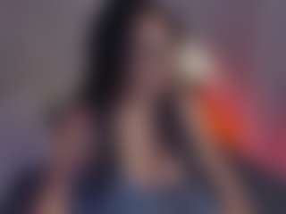 Evaa's Live Sex Cam Show