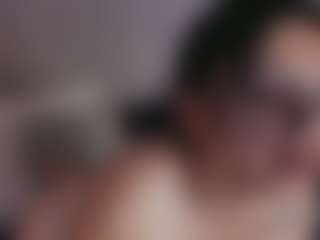 Evaa's Live Sex Cam Show