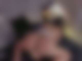 Evaa's Live Sex Cam Show