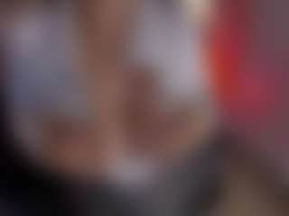 Evaa's Live Sex Cam Show