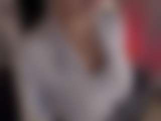 Evaa's Live Sex Cam Show